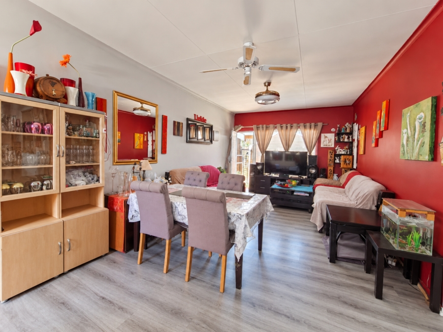 2 Bedroom Property for Sale in Navalsig Free State